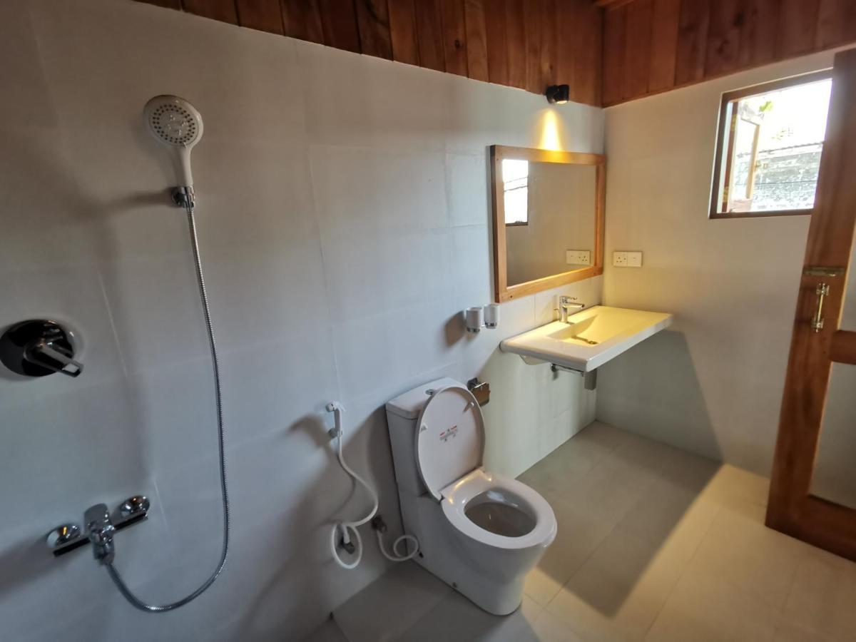 Mountain Wave Hotel And Surfshop 히카두와 외부 사진