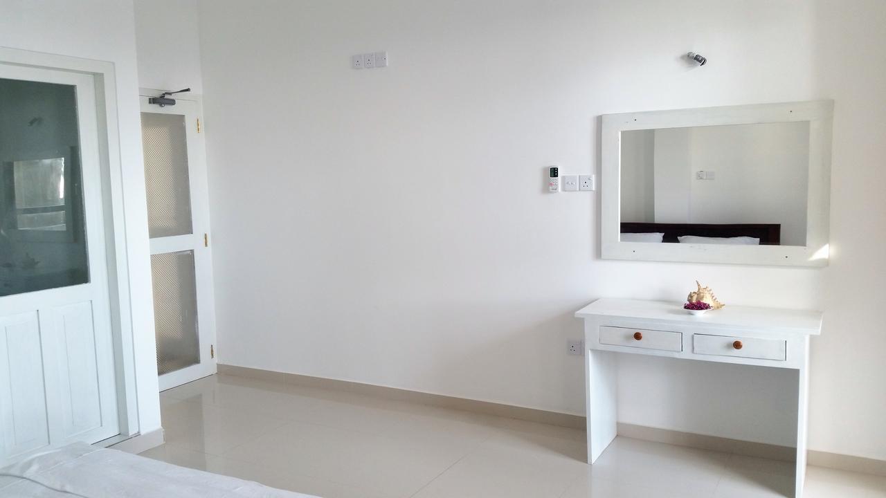 Mountain Wave Hotel And Surfshop 히카두와 외부 사진