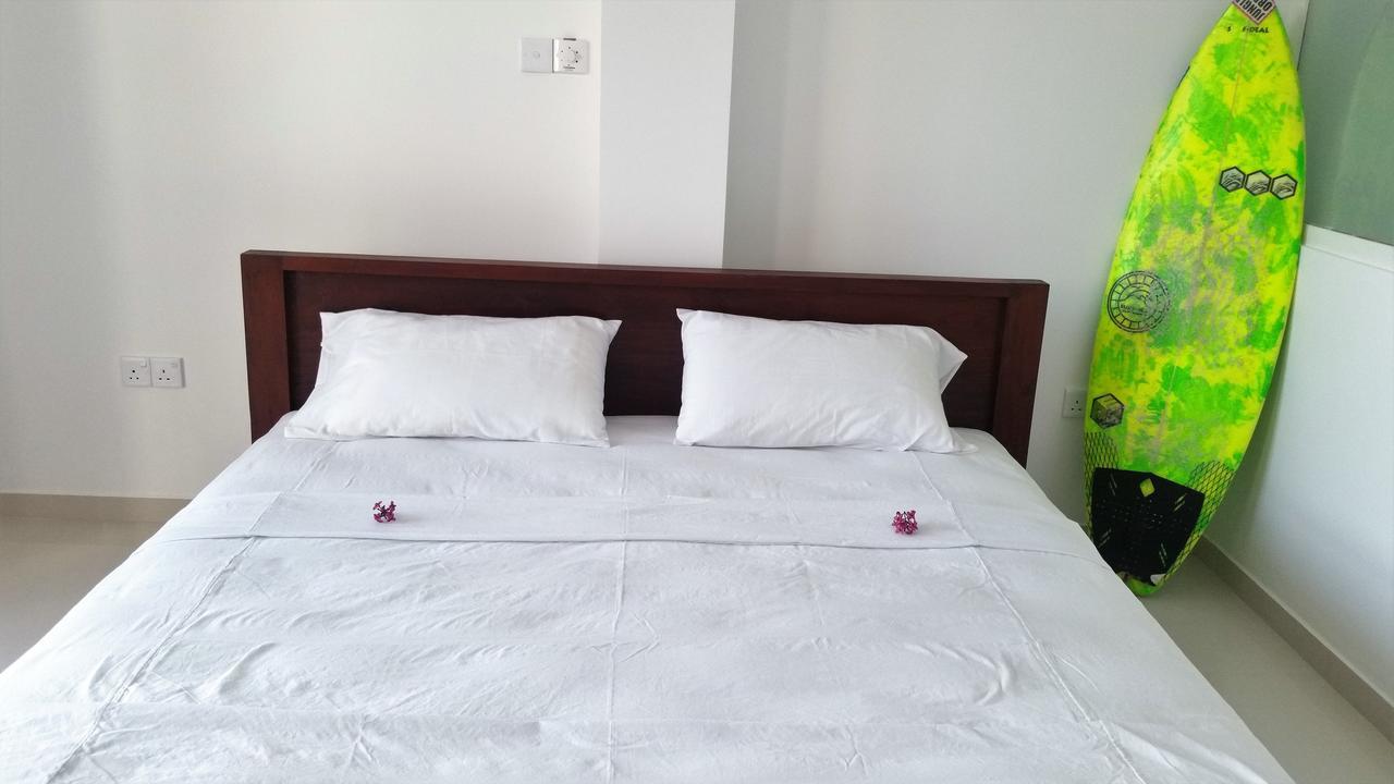 Mountain Wave Hotel And Surfshop 히카두와 외부 사진